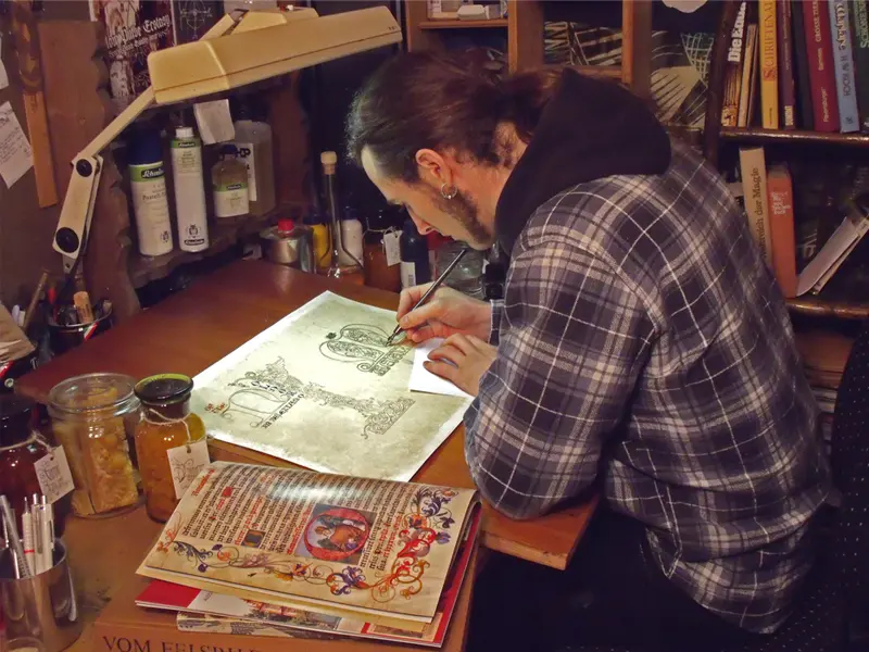 An Illustrated Silmarillion like no other